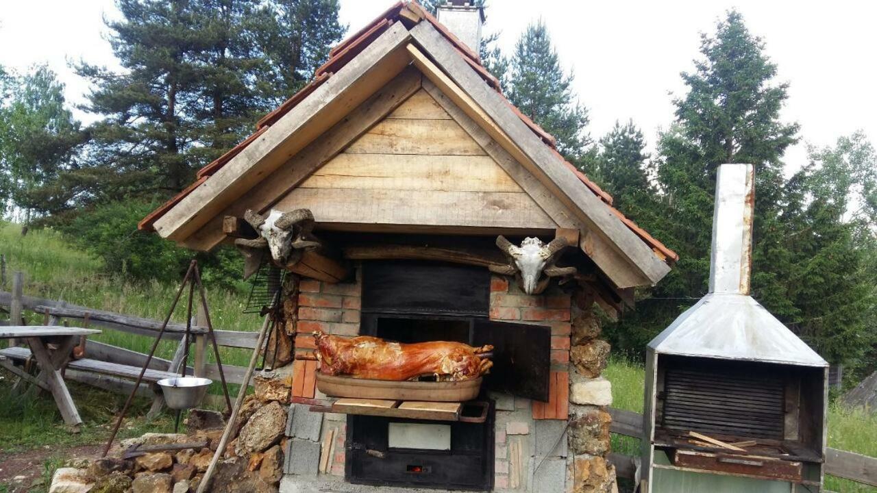 Kanjon Uvac Sjenica Luaran gambar